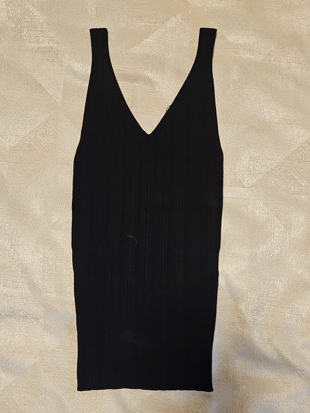 GAP Black Ribbed V-Neck Camisole Top